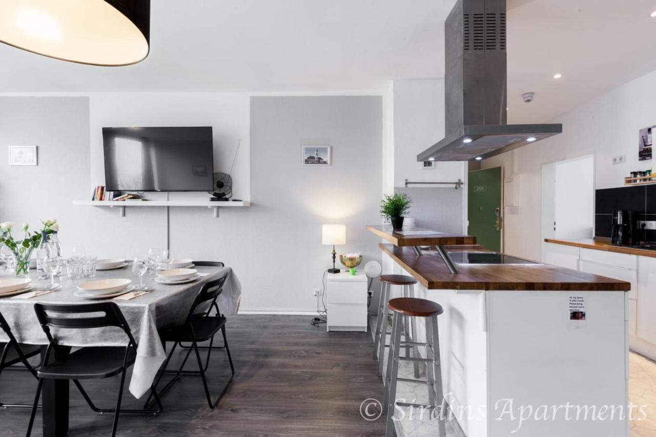 Big Fancy Apartments City Center เบอร์ลิน ภายนอก รูปภาพ