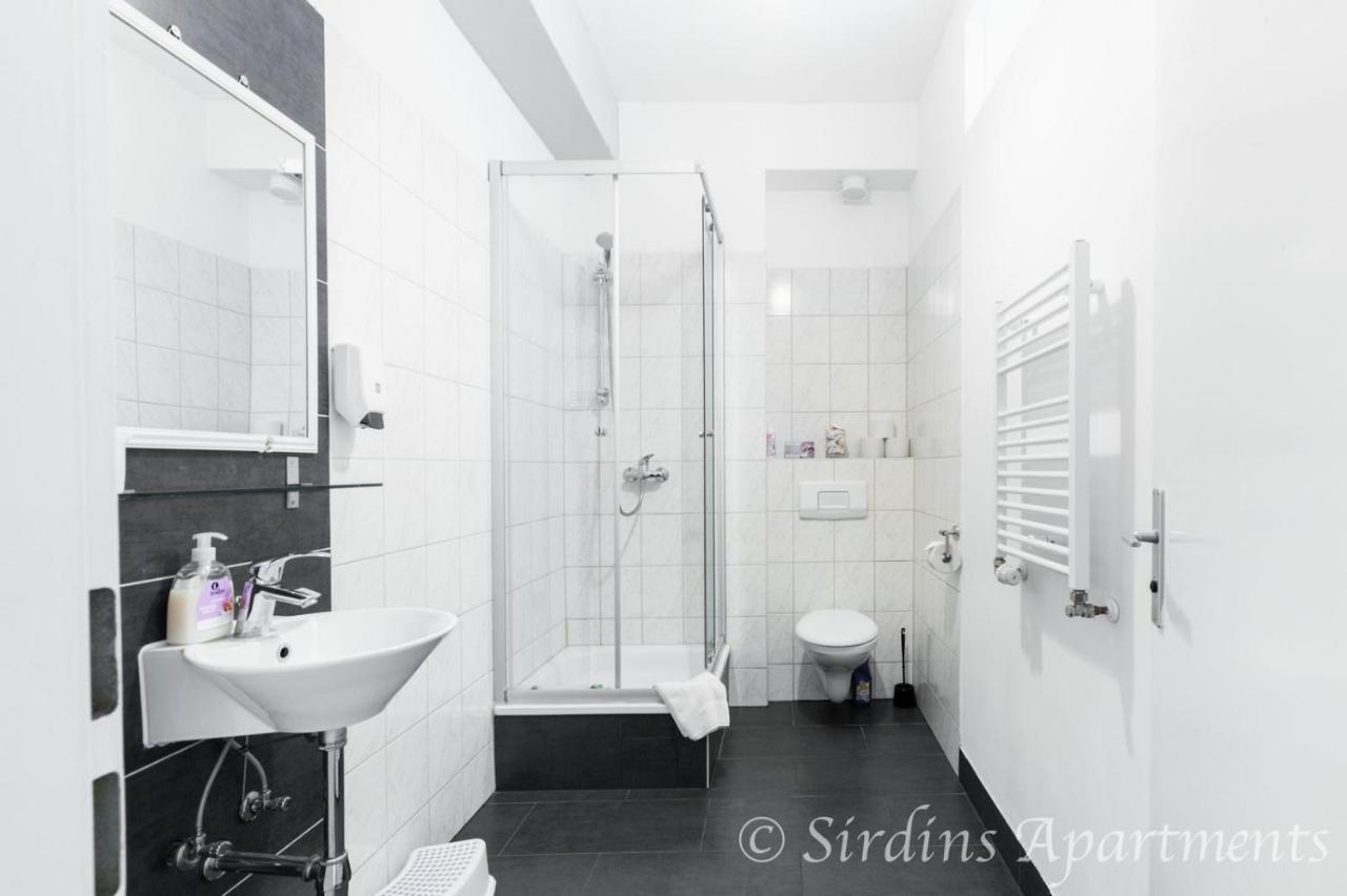 Big Fancy Apartments City Center เบอร์ลิน ภายนอก รูปภาพ